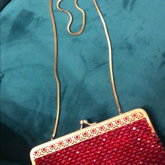 Red Beaded Vintage Bag Gold Chain Beautiful Bag - Picture 3 of 5